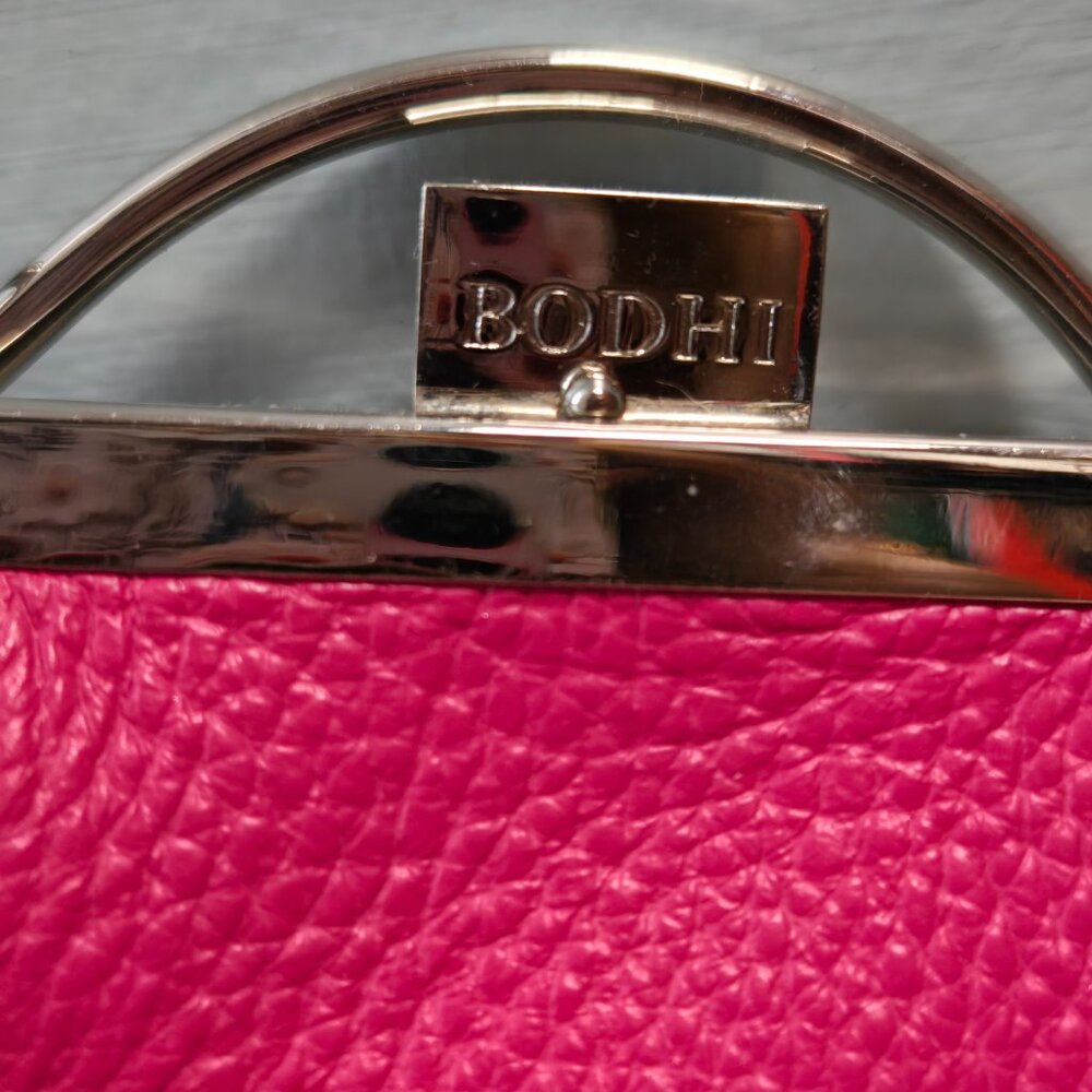 Bodhi fuschia leather wristlet - Picture 2 of 16